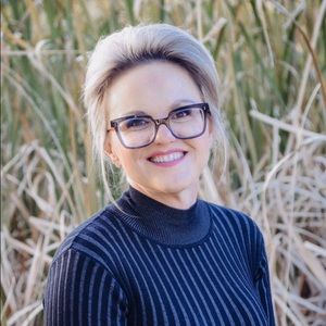 Meet your Posher, Tara